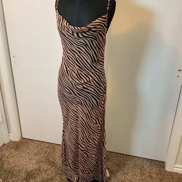 14. Nasty Gal Zebra Print Cowl Neck Swim Coverup - Brown and Black Size 6 - Picture 3 of 10